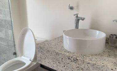 CASA AMUEBLADA EN RENTA PASEO SAN JUNIPERO FRENTE AL NUEVO REFIGIO