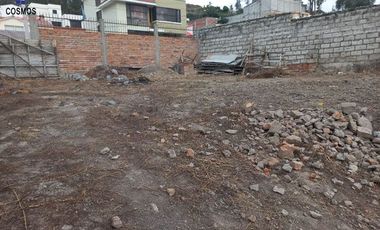 Venta de local comercial con terreno en Otavalo al filo de la panamericana