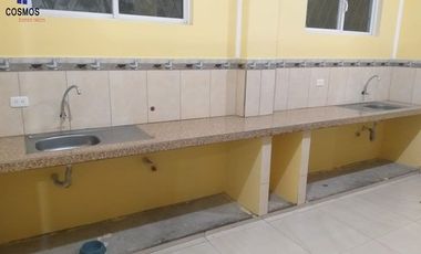 Venta de local comercial con terreno en Otavalo al filo de la panamericana
