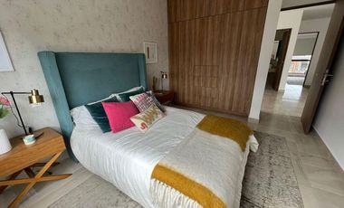 Casa de tres recámaras con roof e vnta en Zibatá, Querétaro