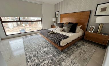 Casa de tres recámaras con roof e vnta en Zibatá, Querétaro