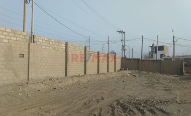 OCASIÓN: Venta De Terreno en Esquina  En Huertos De Manchay