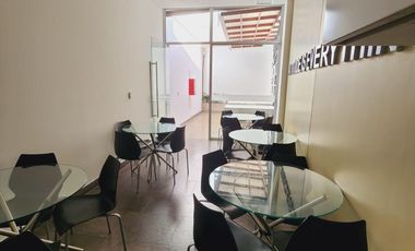 Oficina en moderno edificio, Barranco