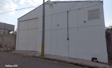 BODEGA EN VENTA EN SAN JUAN DEL RIO, 300 M2, LA ESTANCIA.
