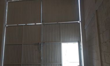 BODEGA EN VENTA EN SAN JUAN DEL RIO, 300 M2, LA ESTANCIA.