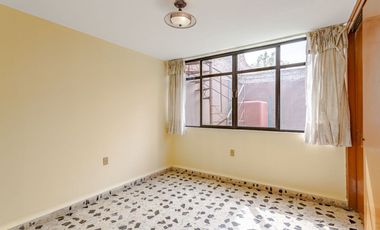 Venta de casa para remodelar en Venustiano Carranza $5,950,000.000