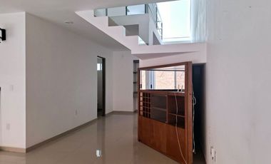 renta de casa en Lomas de angelopolis parque Natura II