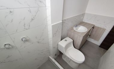 🏠 CASA 2 PLANTAS 3 DORMITORIOS CON TERRAZA -  $78,000.oo (Marianitas de Calderón)