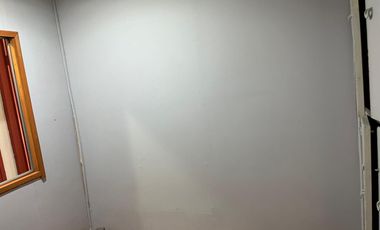 Amplia casa para instituciones o empresas