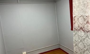 Amplia casa para instituciones o empresas