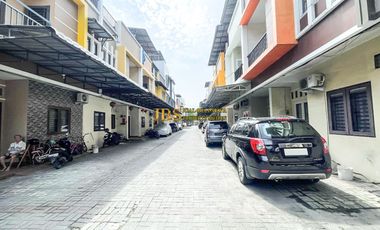 Dijual Rumah 2.5 Tingkat Kondisi Kosong Komplek Pandan Hijau Residence