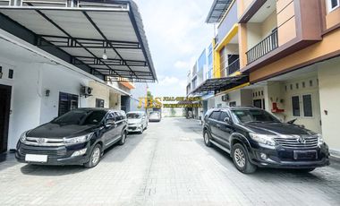 Dijual Rumah 2.5 Tingkat Kondisi Kosong Komplek Pandan Hijau Residence