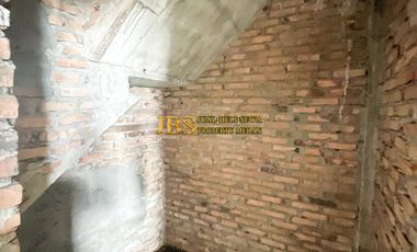 Dijual Rumah 2.5 Tingkat Kondisi Kosong Komplek Pandan Hijau Residence