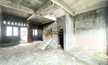 Dijual Rumah 2.5 Tingkat Kondisi Kosong Komplek Pandan Hijau Residence