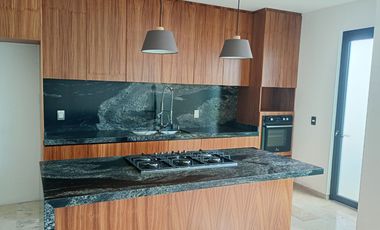 CASA EN VENTA EN ALAMOS TRES MARIAS MORELIA