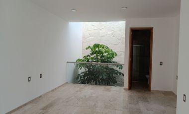 CASA EN VENTA EN ALAMOS TRES MARIAS MORELIA