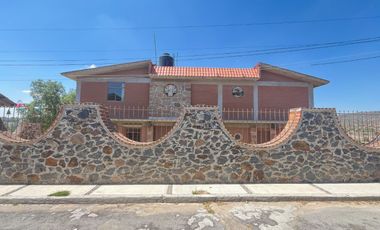 CASA ESCRITURADA ESTILO MEXICANO PARA AIRBNB O DESCANSO