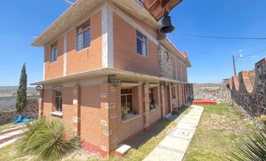 CASA ESCRITURADA ESTILO MEXICANO PARA AIRBNB O DESCANSO