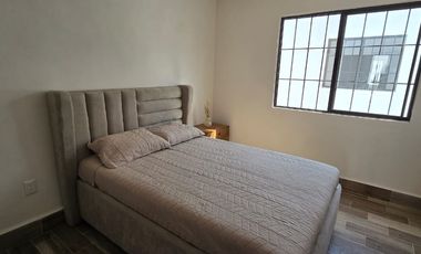 RENTA DE CASA AMUEBLADA EN BOSQUES DEL DORADO