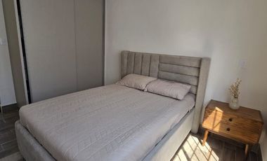 RENTA DE CASA AMUEBLADA EN BOSQUES DEL DORADO