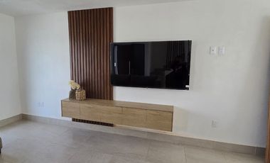 RENTA DE CASA AMUEBLADA EN BOSQUES DEL DORADO