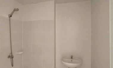FOR SALE STUDIO UNIT WITH CLEAN TITLE IN SYMFONI NICHOLS ALTO TOWER 1