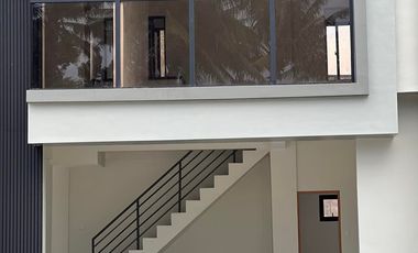 Shophouse for sale in Tungkop Minglanilla Cebu