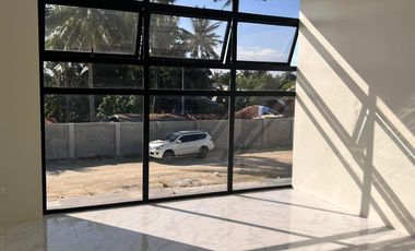 Shophouse for sale in Tungkop Minglanilla Cebu