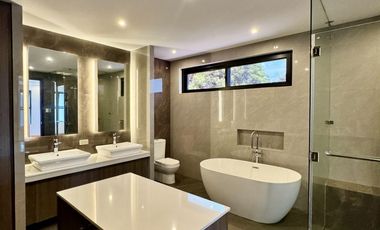 Your Dream Home Awaits!