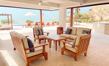 Refugio Colonial con Jacuzzi y Vista al Mar