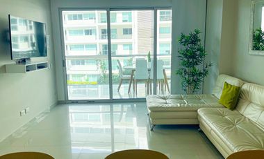 Apartamento de Lujo con Balcón al Mar