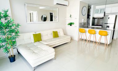 Apartamento de Lujo con Balcón al Mar