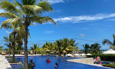 Apartamento de Lujo con Balcón al Mar