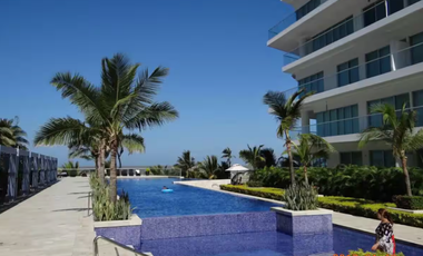 Apartamento de Lujo con Balcón al Mar