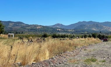Terreno Urbano de 20.500M2 ( 2,05 hectáreas) orilla pavimento Quinchamali