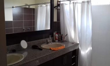 Alquilo casa en Ciudad Celeste