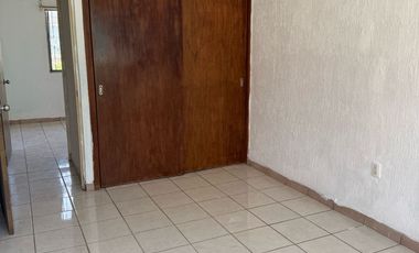 Casa en Venta en Av. Río Blanco Bosques del Cipres, Zapopan, Jal.