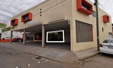 Excelente Local en Renta sobre Av. Reforma