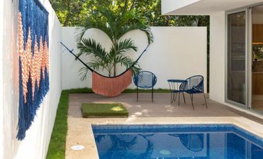 Casa con alberca, jacuzzi, doble altura, en venta, Cd. Mayakoba, Playa del Carmen