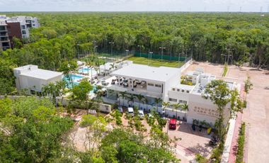 Casa con alberca, jacuzzi, doble altura, en venta, Cd. Mayakoba, Playa del Carmen
