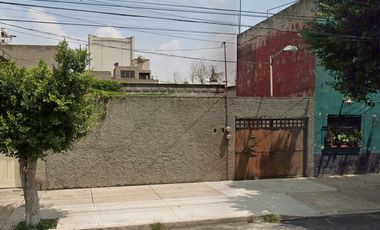 Casa 🏡 de oportunidacd en C. Jericó 45, Romero Rubio, 15400 Ciudad de México, CDMX, México✨💵