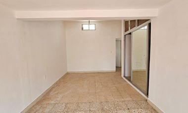 VENDO CASA EN LAS FRACC LAS BRISAS VERACRUZ EN ESQUINA