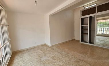 VENDO CASA EN LAS FRACC LAS BRISAS VERACRUZ EN ESQUINA