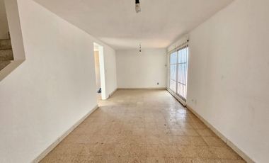 VENDO CASA EN LAS FRACC LAS BRISAS VERACRUZ EN ESQUINA