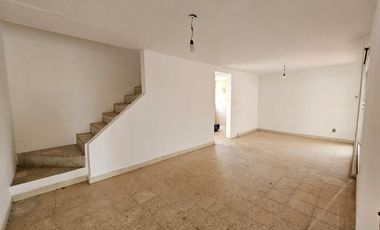 VENDO CASA EN LAS FRACC LAS BRISAS VERACRUZ EN ESQUINA