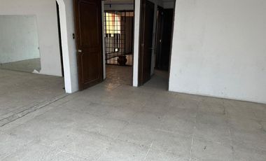 RENTA  de EDIFICIO en FELIPE BERRIOZABAL,Toluca ($20,000 por piso)