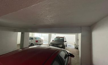 RENTA  de EDIFICIO en FELIPE BERRIOZABAL,Toluca ($20,000 por piso)