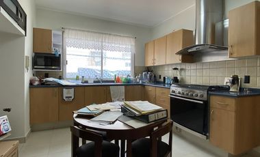 Departamento en venta cerca Fuentes de Satélite. En primer piso.