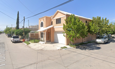 Casa en Prof. Rigoberto Quiroz G.  Alamedas III Etapa, Chihuahua  Chihuahua,  México