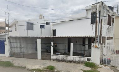 LINDA CASA EN COLONIA JARDINES CHETUMAL QUINTANA ROO